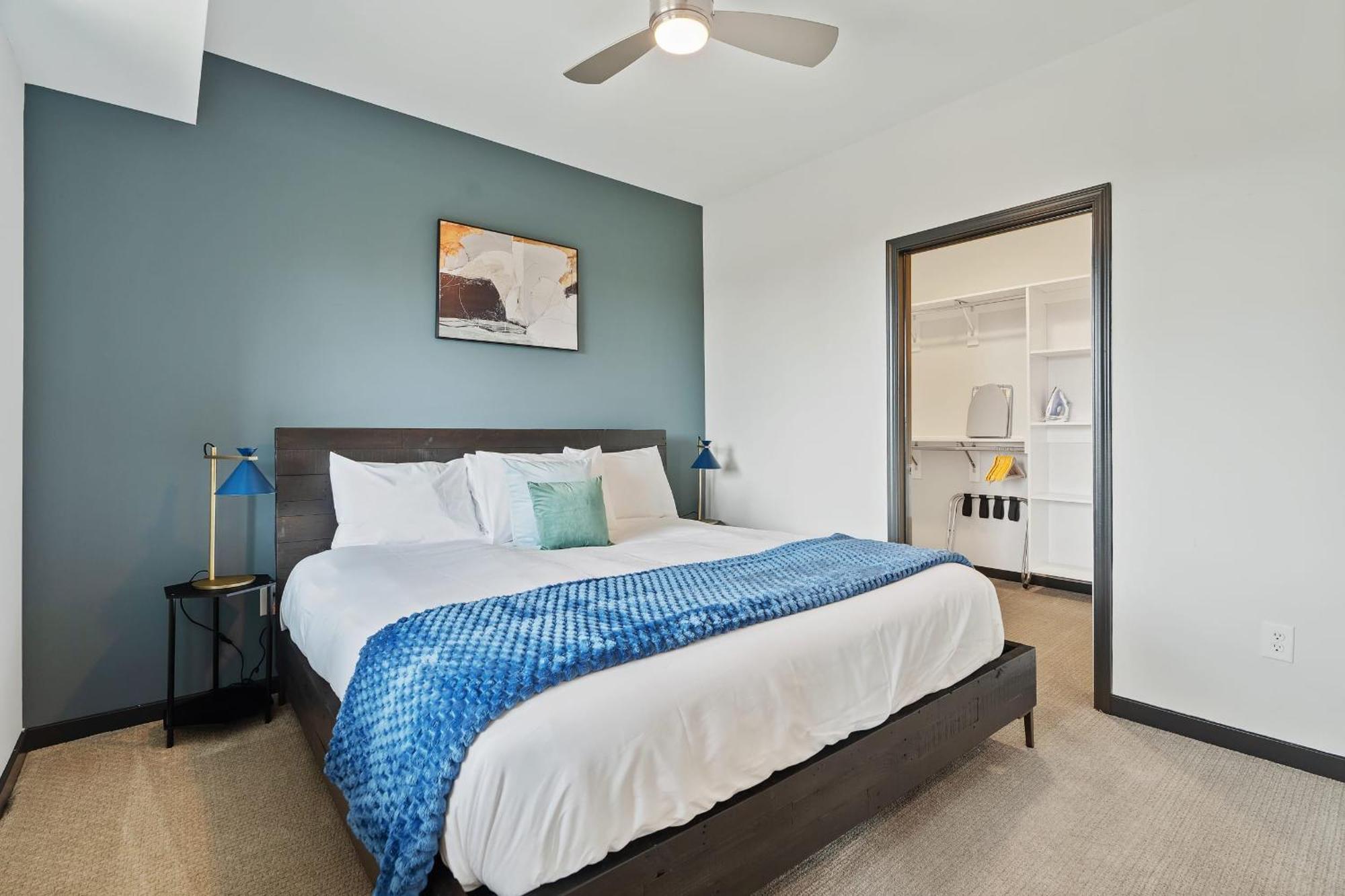 Cozysuites On Mass With Garage Parking #4 印第安納波利斯 外观 照片